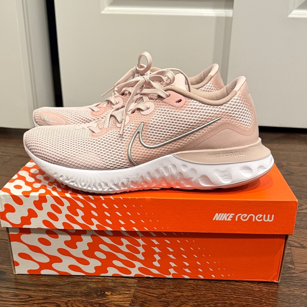 Nike Women's Soft Pink Sneakers